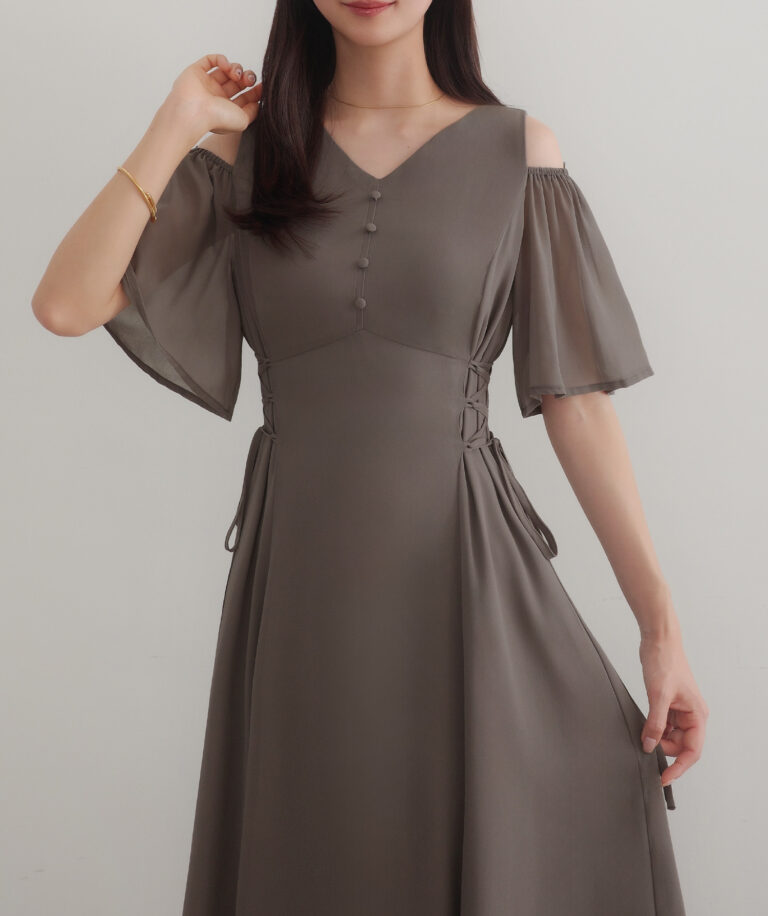 CENEA 2wayVネックシアーコルセットワンピース アイボリー　M セール】2wayVネックシアーコルセットワンピース（ワンピース
