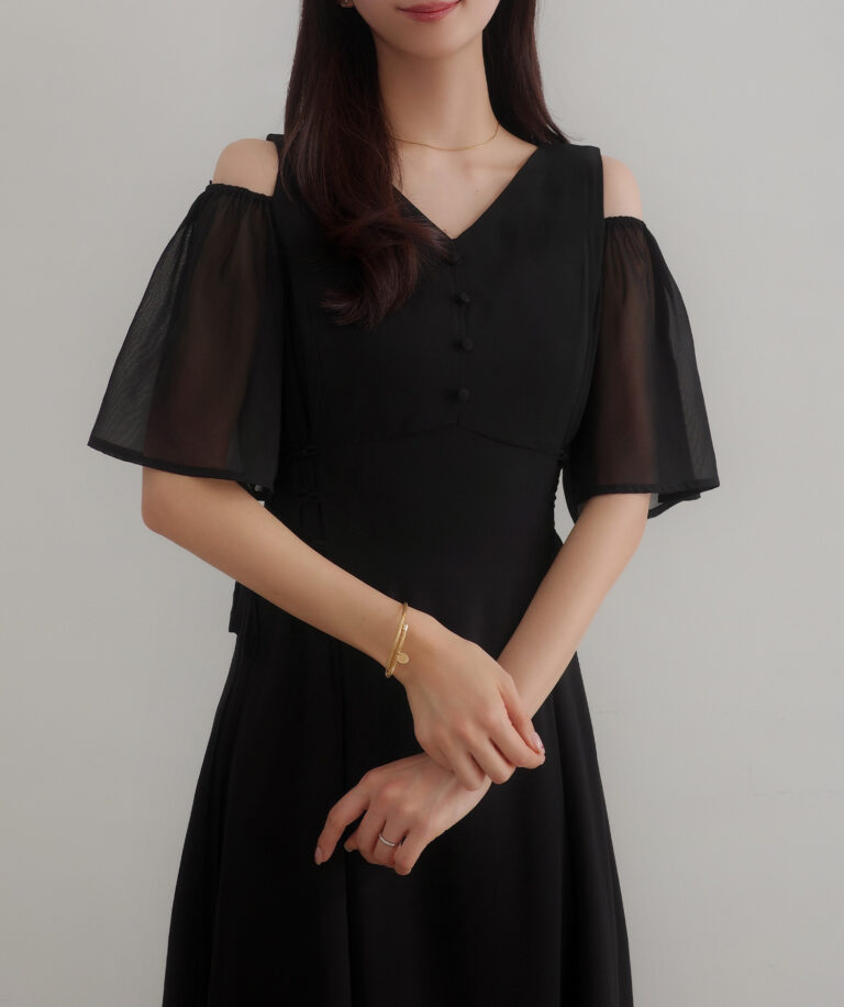 CENEA 2wayVネックシアーコルセットワンピース アイボリー　M セネア CENEA CENEA 2wayVネックシアーコルセットワンピース